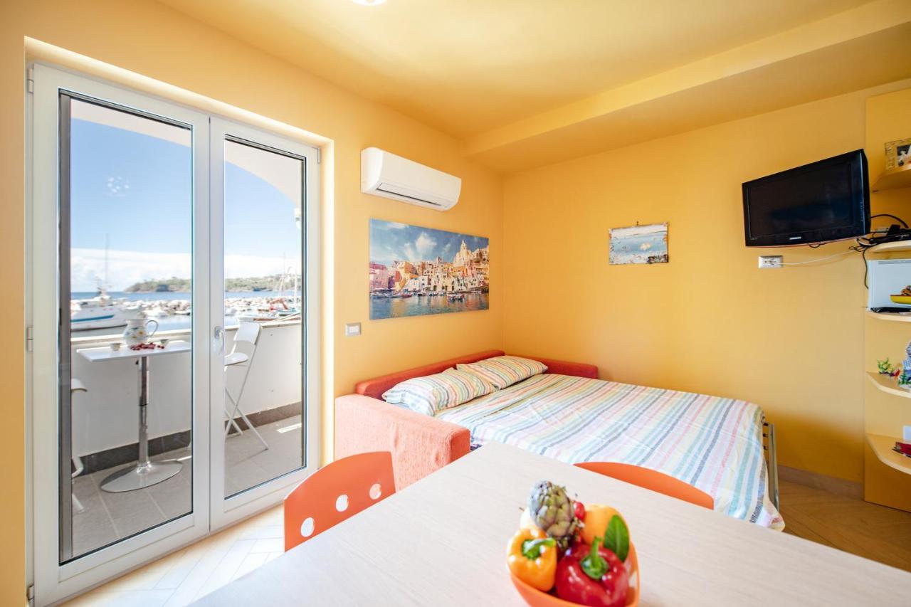 Villa Casa Cinzia In Marina Di Corricella Procida Exterior foto