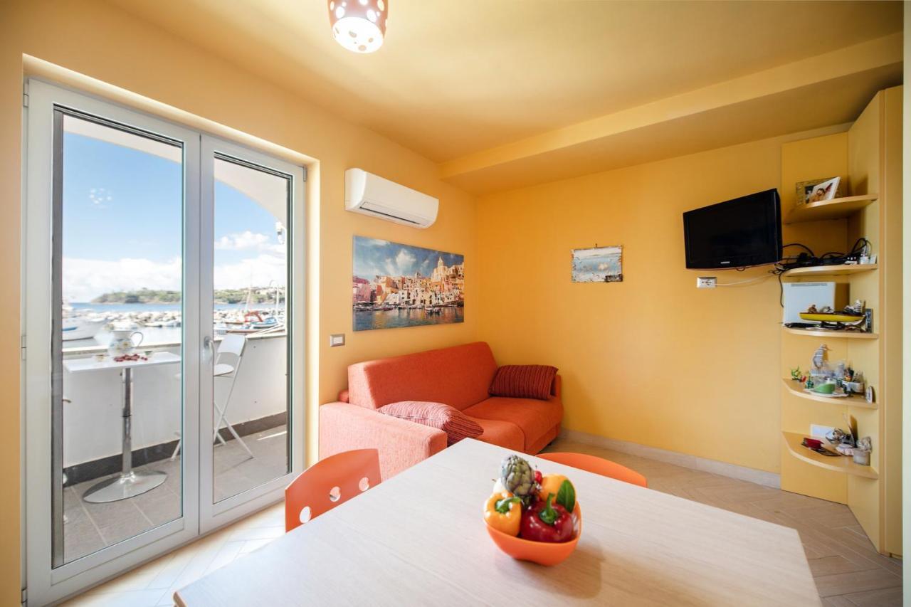 Villa Casa Cinzia In Marina Di Corricella Procida Exterior foto